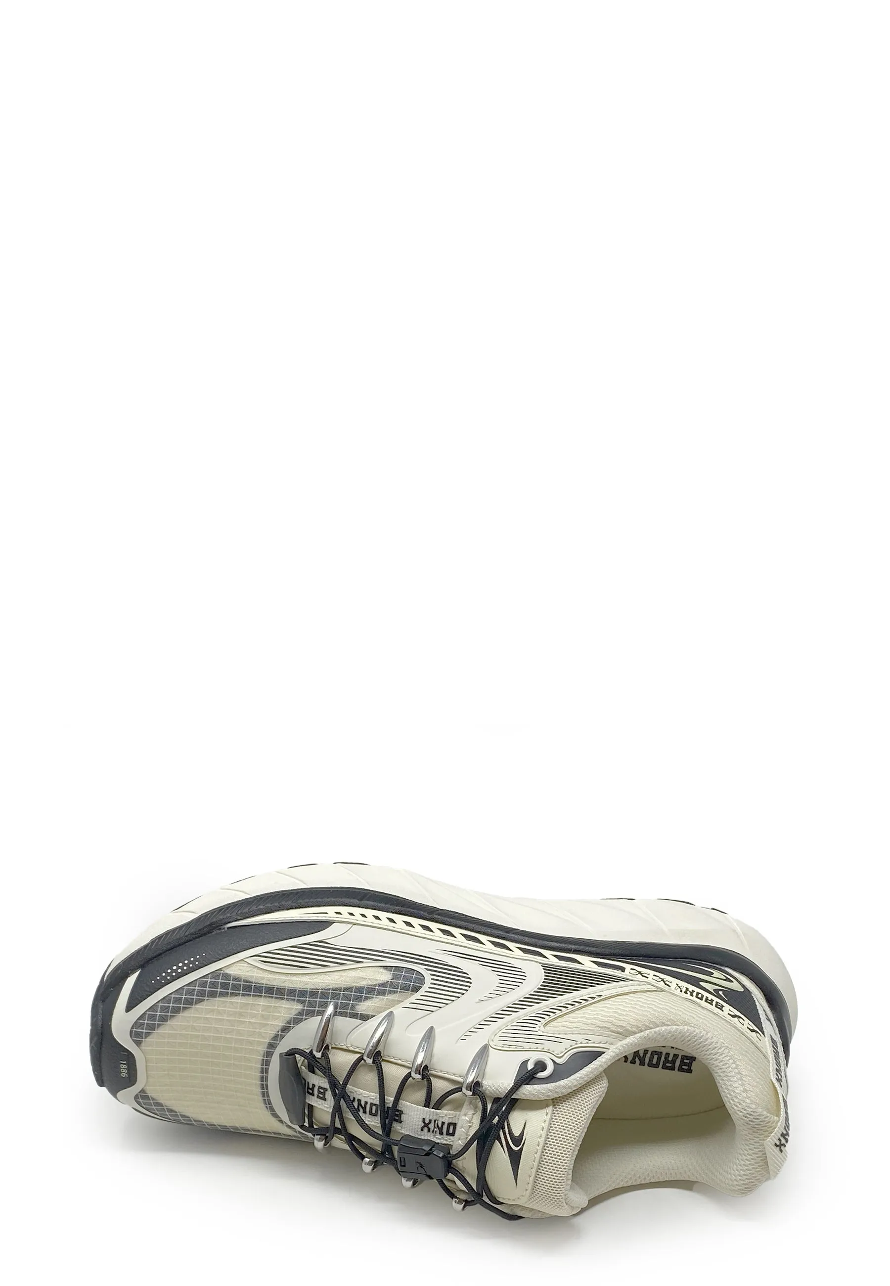 Track-err Sneaker | Offwhite Black